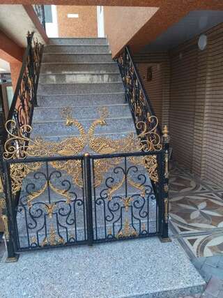 Гостевой дом Guest House ANDRIA Батуми-0